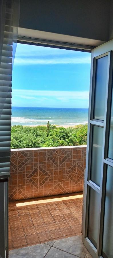 Breezy Seaview- On The Beach 아만짐토티 외부 사진